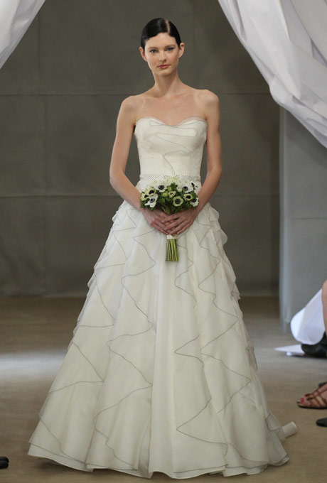свадебное платье бюстье вена 2013 carolina herrera
