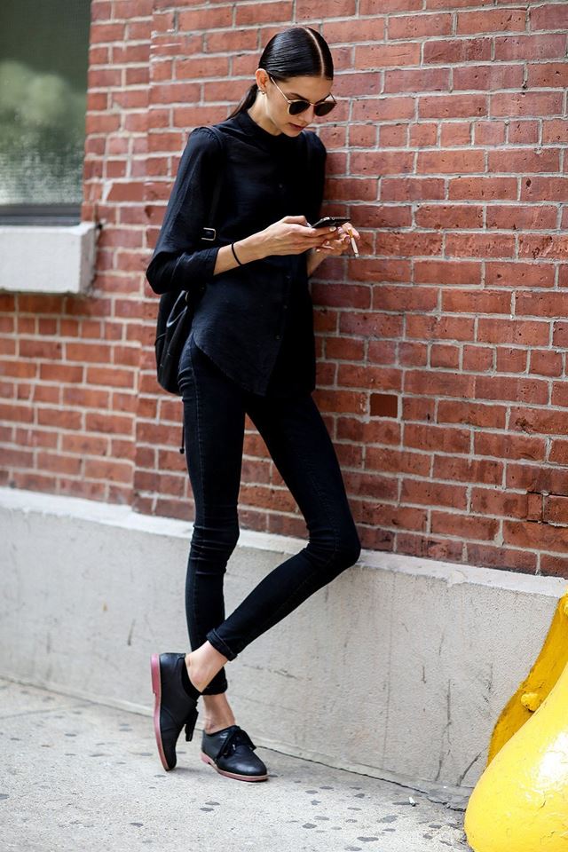 черный total look, уличная мода Нью-Йорка 2014-2015 