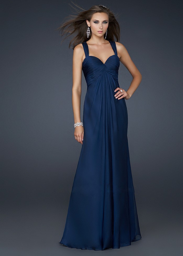темно-синее длинное платье на выпускной 2015 - классическое вечернее