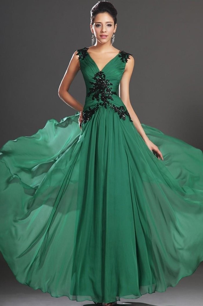 длинное темно- зеленое платья на выпускной 2015 