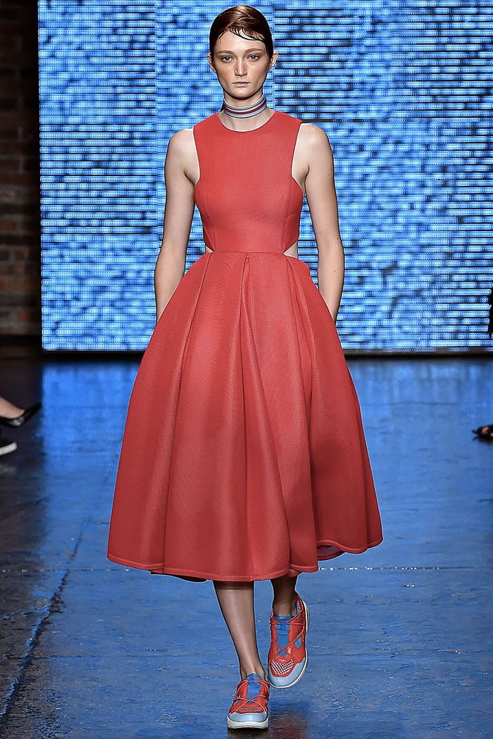 DKNY приталенное красное платье весна-лето 2015