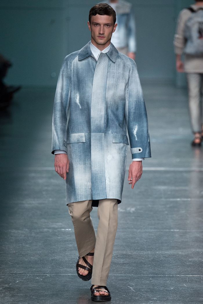 Fendi синее мужское пальто весна-лето 2015