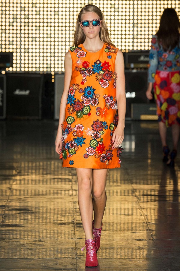 платье с цветочным принтом 2015 House of Holland 