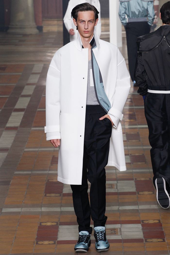 Lanvin белое мужское пальто весна-лето 2015