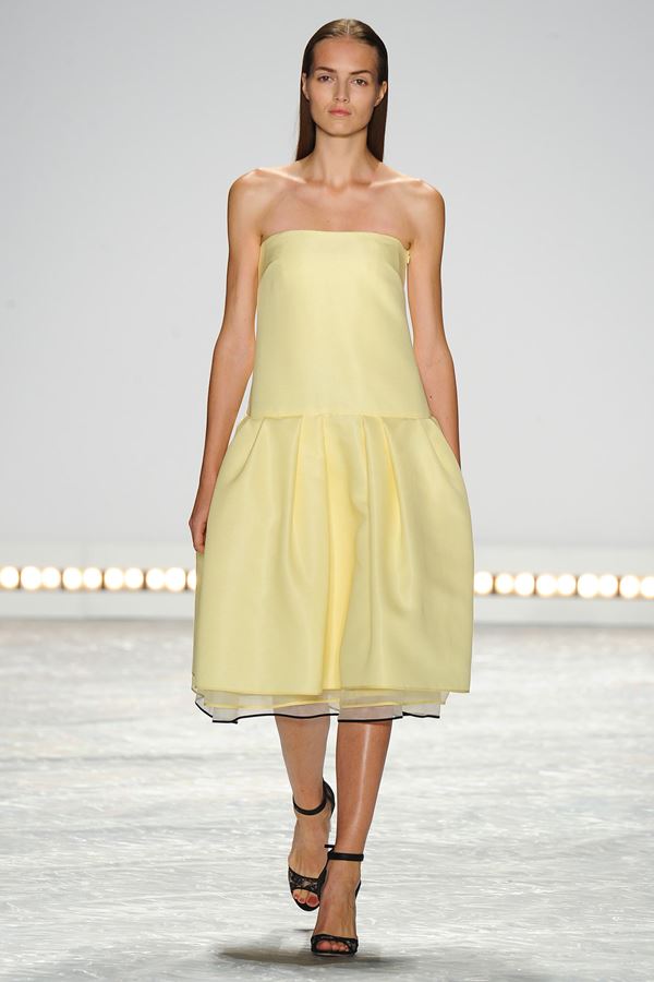 Monique Lhuillier желтое платье весна-лето 2015
