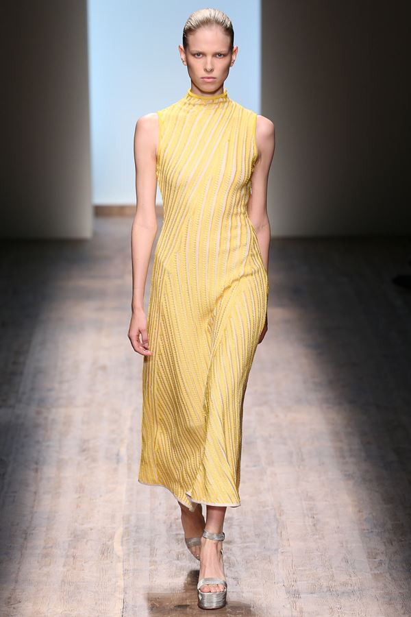 Salvatore Ferragamo желтое платье весна-лето 2015