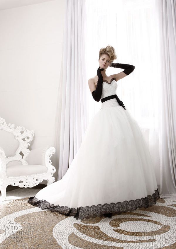 Черно-белые свадебные платья 2015-2016 Aimee