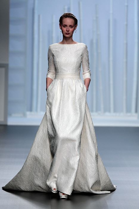 Простые и элегантные свадебные платья 2015-2016 Rosa Clara 