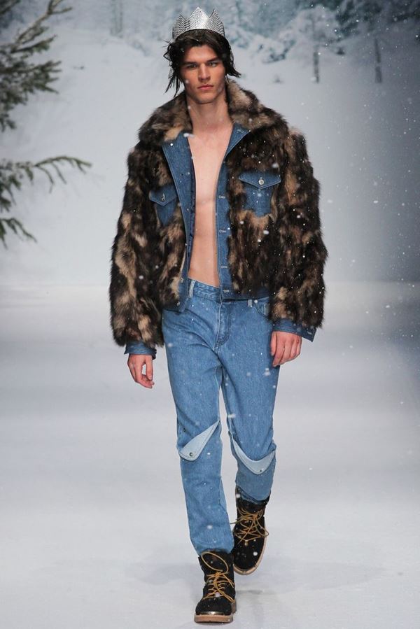 Мужские джинсы осень-зима 2015-2016 Moschino