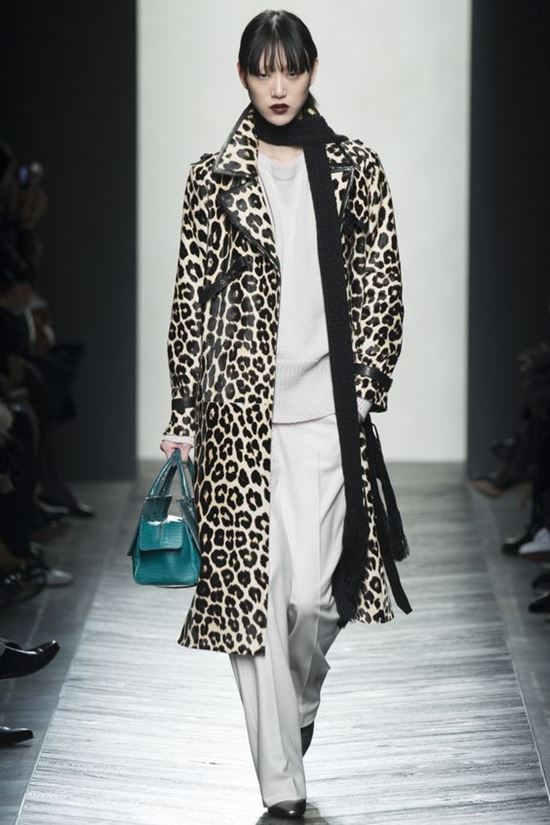 леопардовое пальто Bottega Veneta