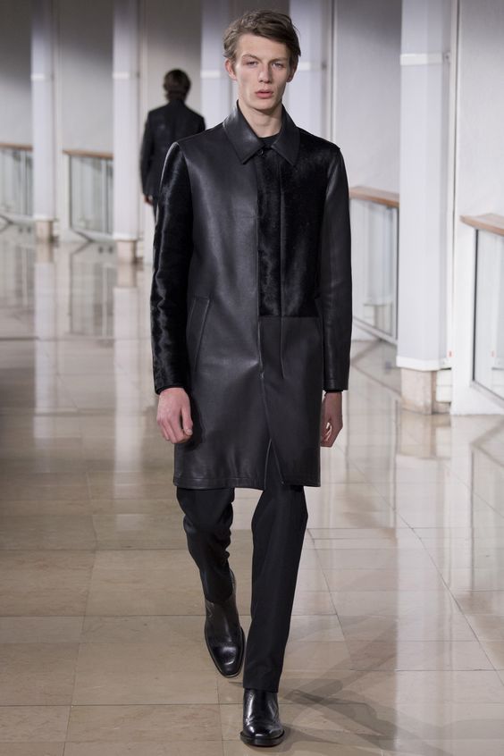 Hermès кожаный черный плащ