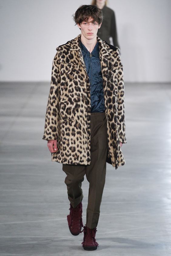No. 21 меховое леопардовое пальто