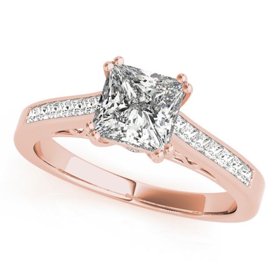 помолвочное кольцо из розового золота с бриллиантом