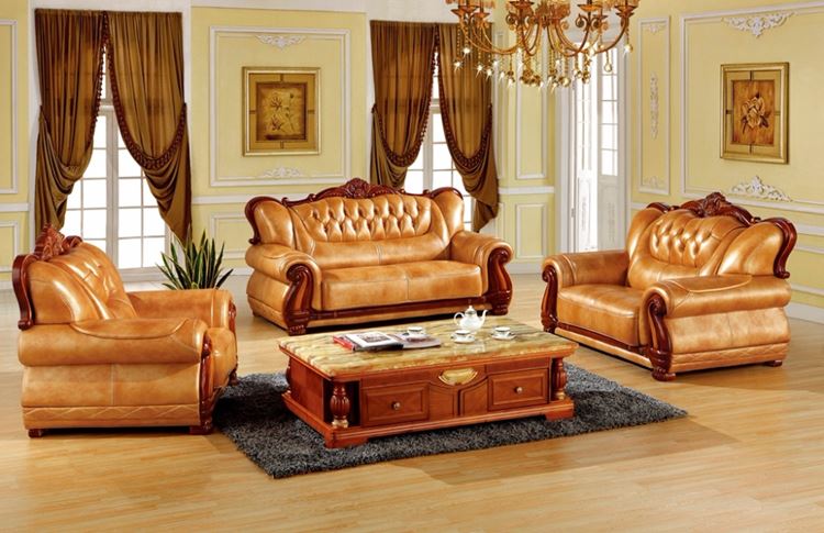 Оранжевый диван в интерьере: гостиная с кожаной мебелью в стиле барокко