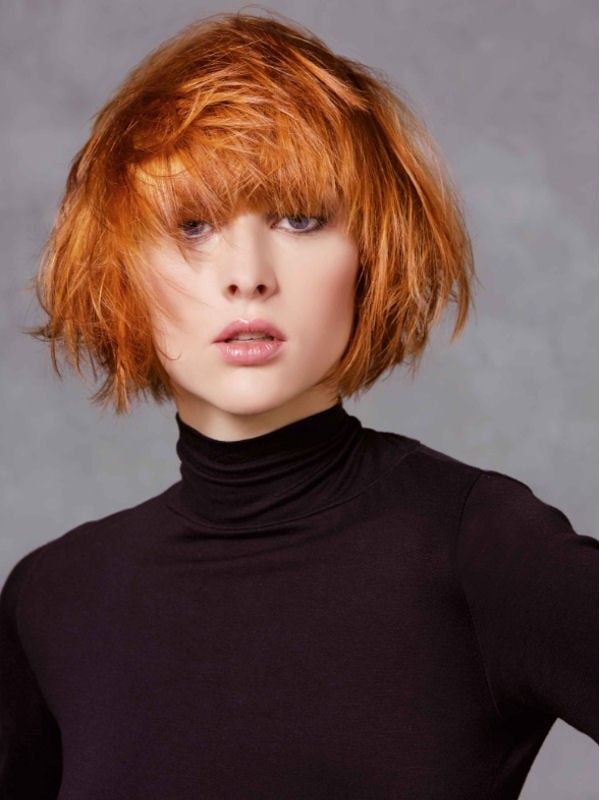Стрижки боб-каре с чёлкой 2017-2018 - яркий янтарный рыжий цвет волос 