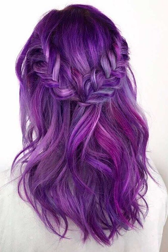 Фиолетовые волосы - две косы на средней длине