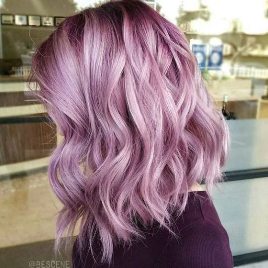 Сиреневые и лиловые волосы: боб-каре сиренево-розового оттенка 