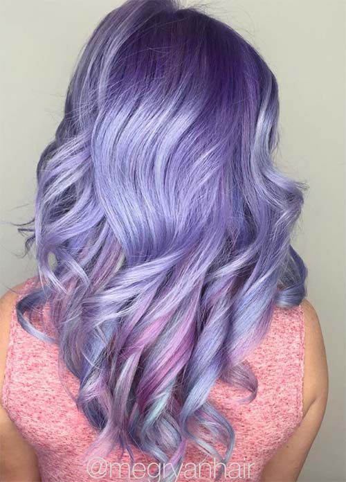 Сиреневые и лиловые волосы: яркие длинные локоны