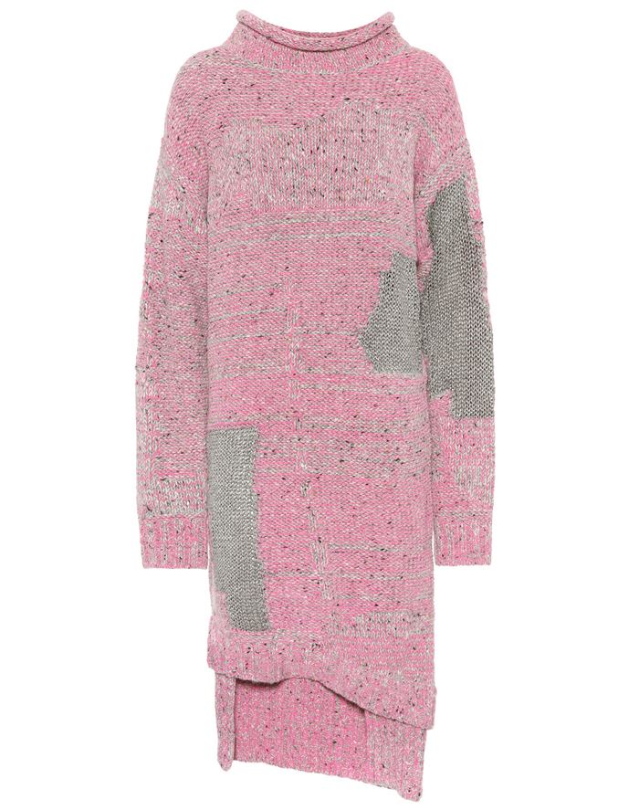 Тёплые вязаные платья-свитер 2018 - розово-серое с длинными рукавами