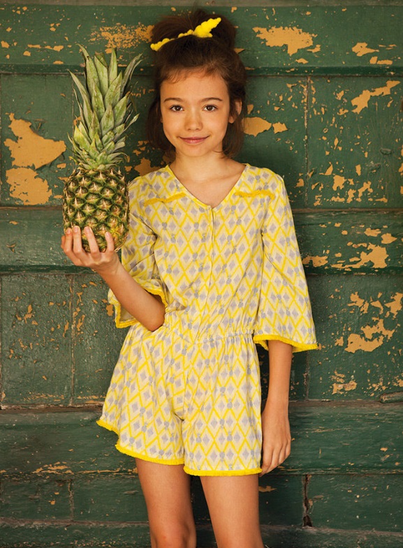 Детская мода для девочек весна-лето 2018 - жёлтый комбинезон с шортами