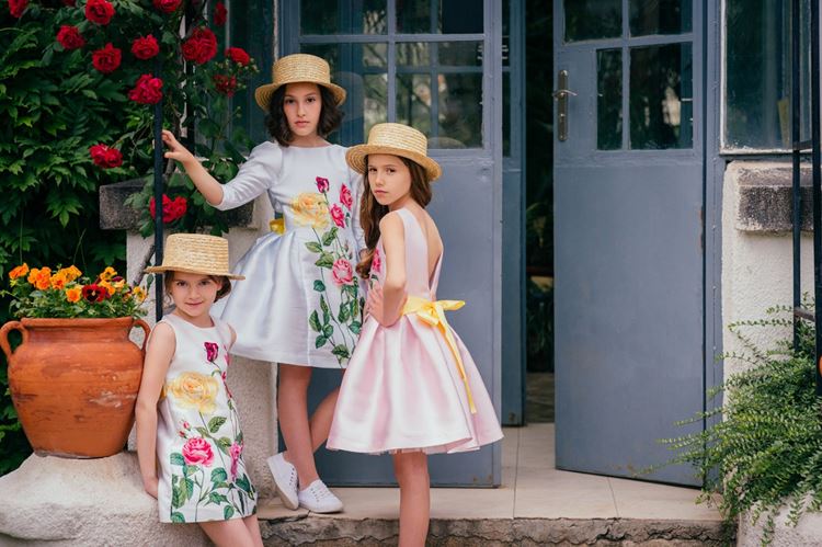 Нарядные праздничные детские платья для девочек лето-2018 - розовые и голубые платья из шёлка Love Made Love 