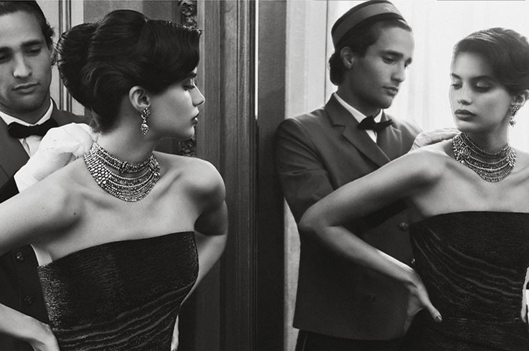 Сара Сампайо в украшениях Cartier в фотосессии журнала Sorbet лето-2018 - чёрно-белое фото