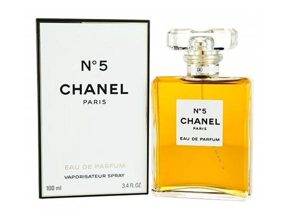 Любимые ароматы Мелании Трамп - Chanel №5 (Chanel)