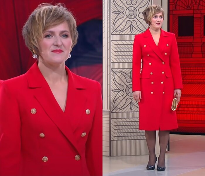 «Модный приговор», Татьяна, 45 лет - Красное платье-блейзер с золотыми пуговицами