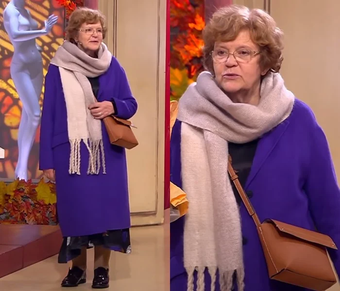 «Модный приговор» для 68-летней пенсионерки - Базовое фиолетовое пальто с объёмным шарфом